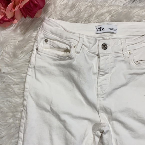 ZARA White Flare Leg Jeans sz 4 - Picture 3 of 9